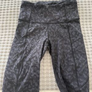 Lululemon camo biker shorts size 4